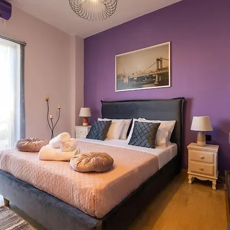 Апартаменты Sunny Escape Beachfront Studio Каламата