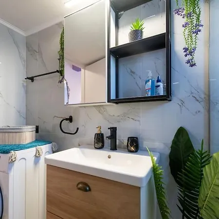 Apartment Sunny Escape Beachfront Studio Kalamata