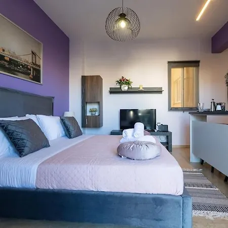 Sunny Escape Beachfront Studio *
